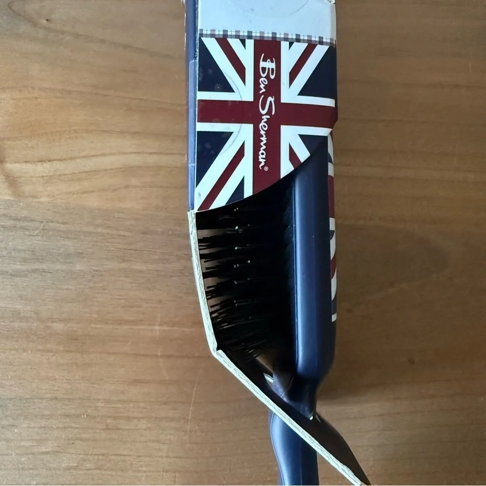 Ben Sherman Union Jack Grooming Brush NWT